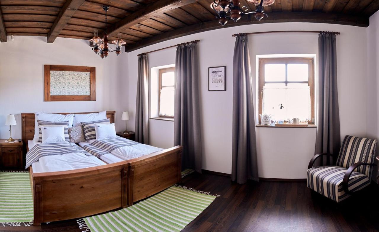 Zsindelyes Cottage Erpatak 外观 照片